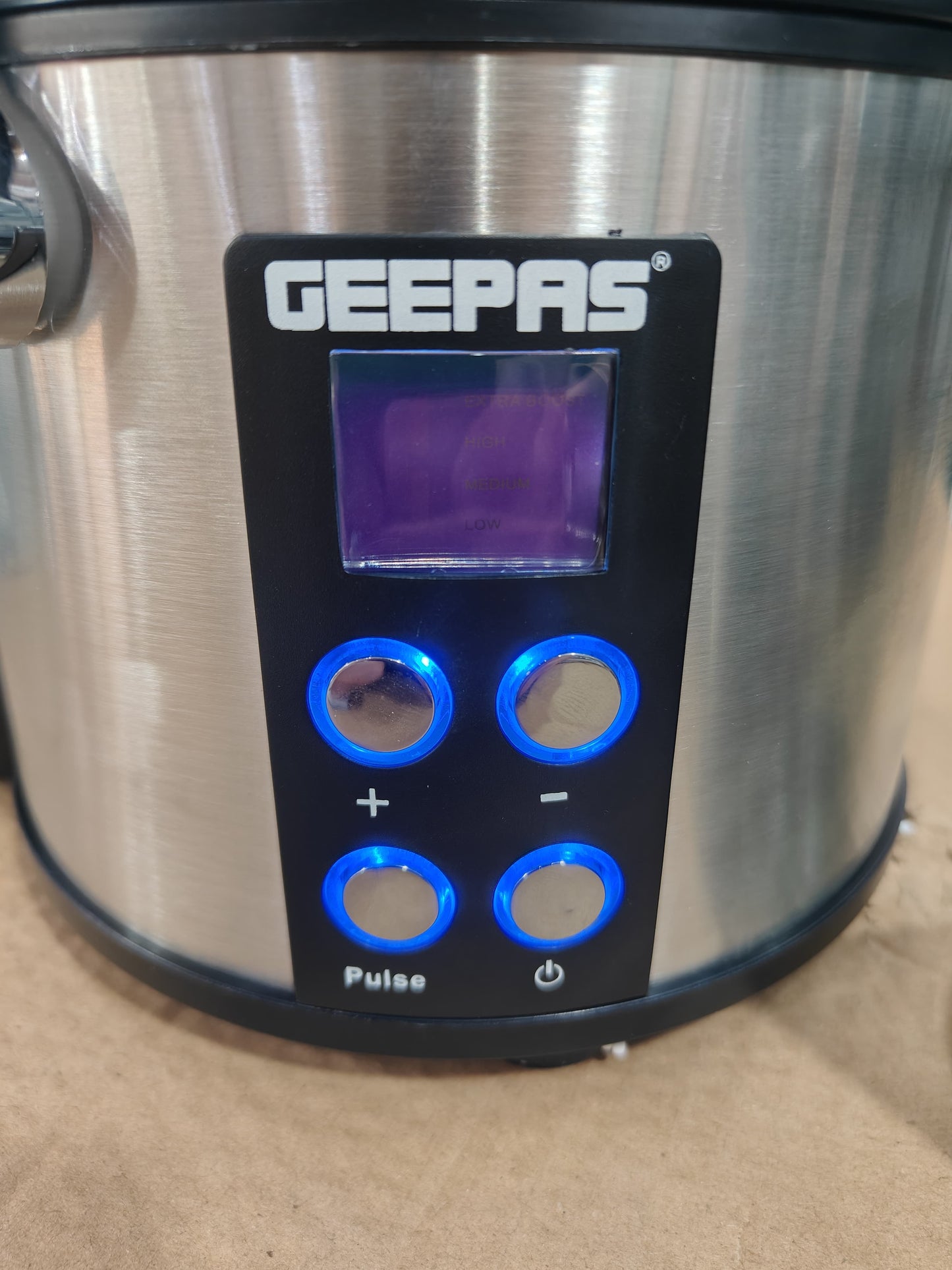 Geepas kitchen master food factory juicer blender GSB 46016 NP