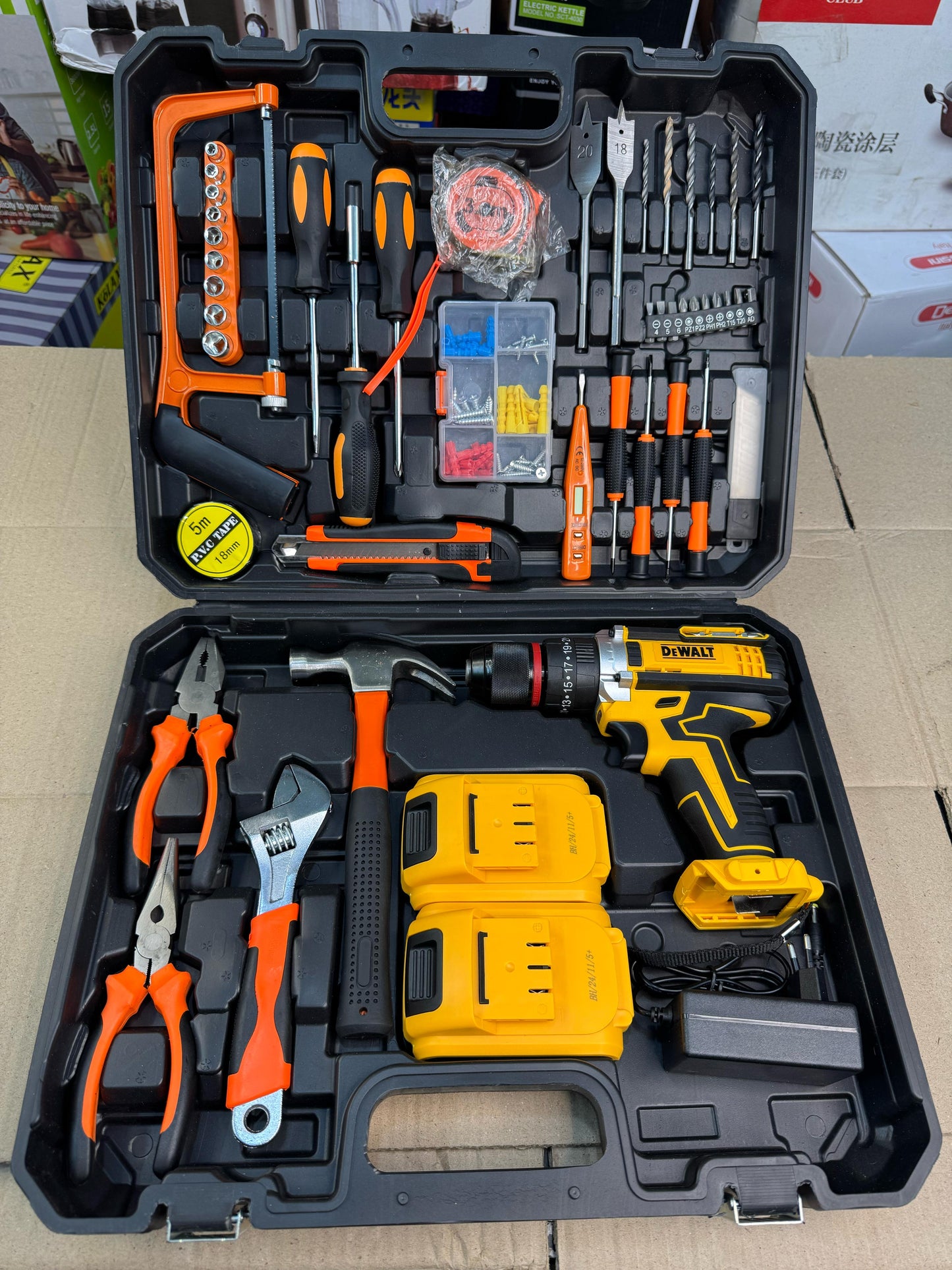 DeWalt metal chak commercial use 117 pcs drill machine set 48V