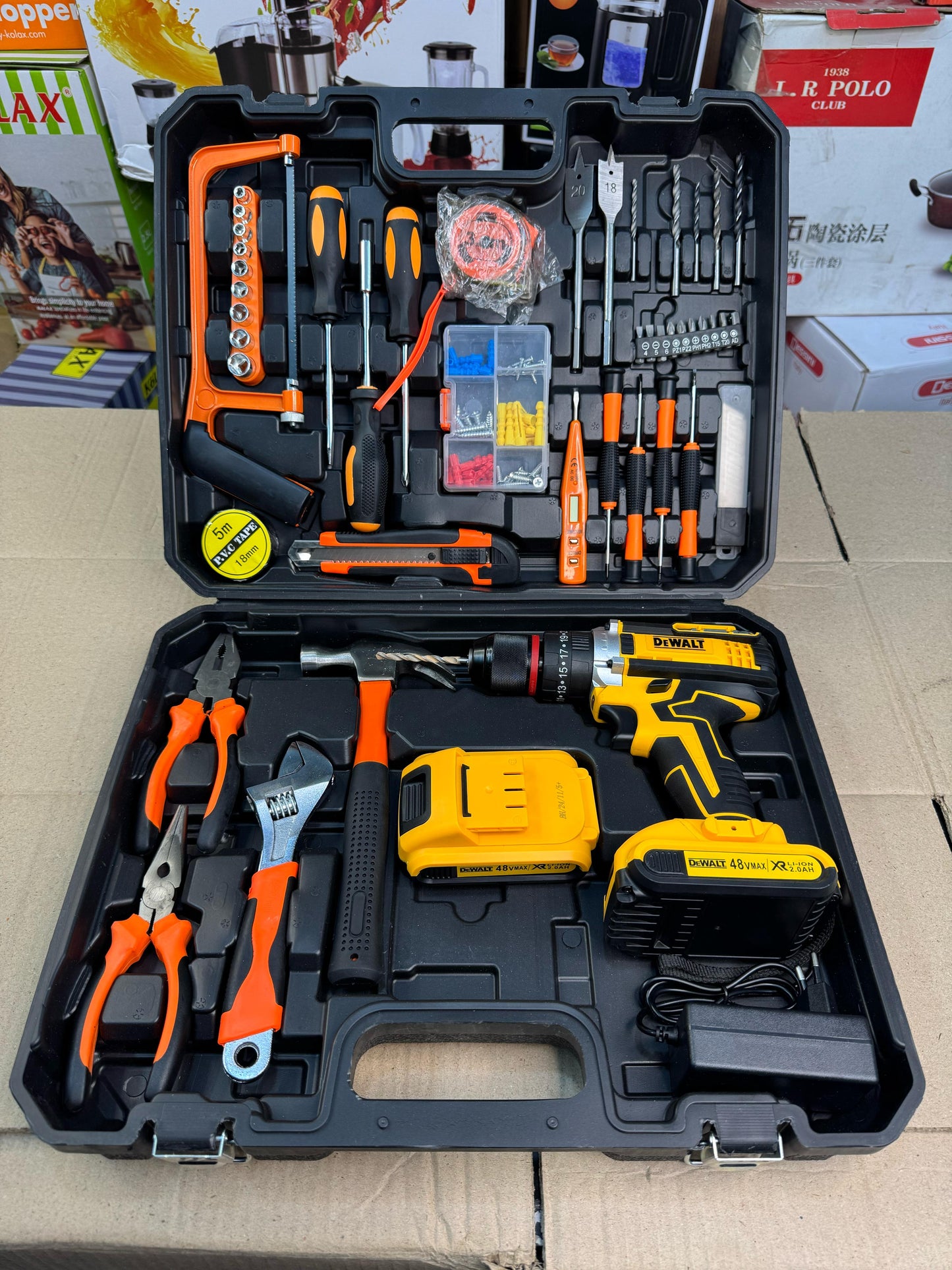 DeWalt metal chak commercial use 117 pcs drill machine set 48V