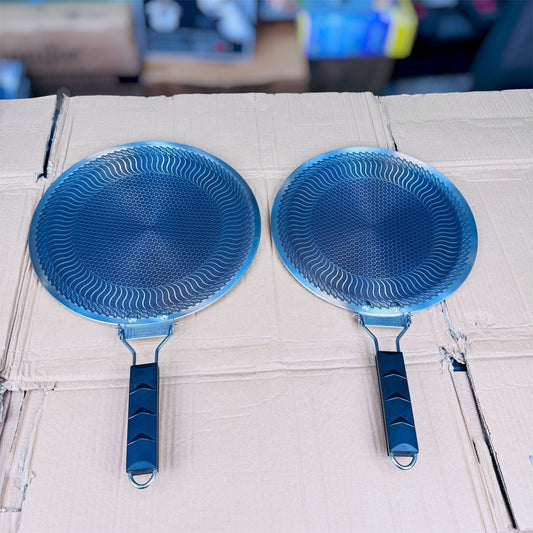 Honeycomb lesser coating tawa with black foldable handle
