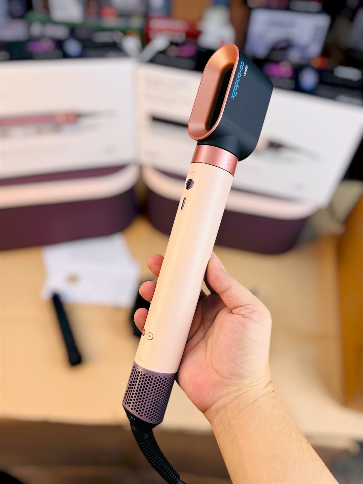 DYSON HS 09 Coanda Airwrap