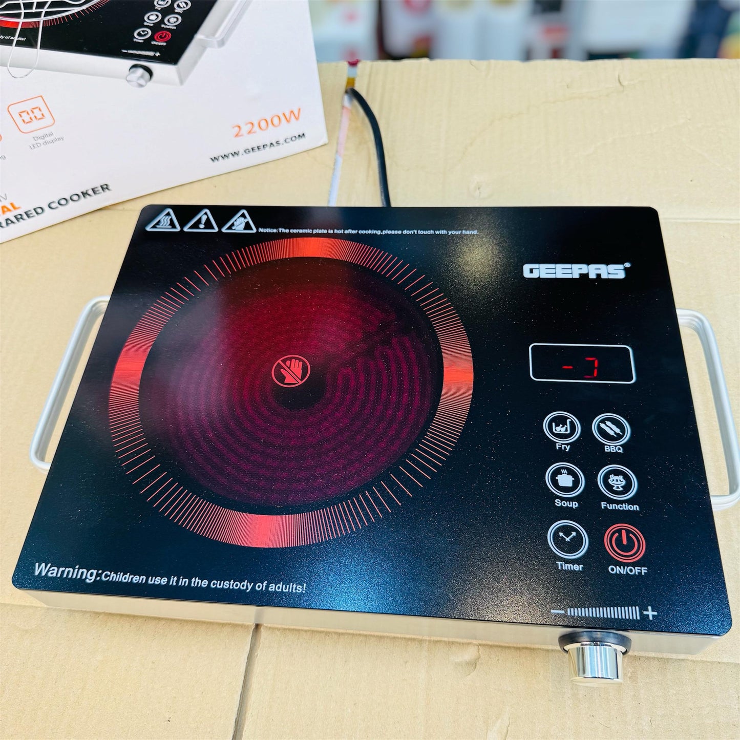 GEEPAS digital infrared hot plate Gic 6921NV