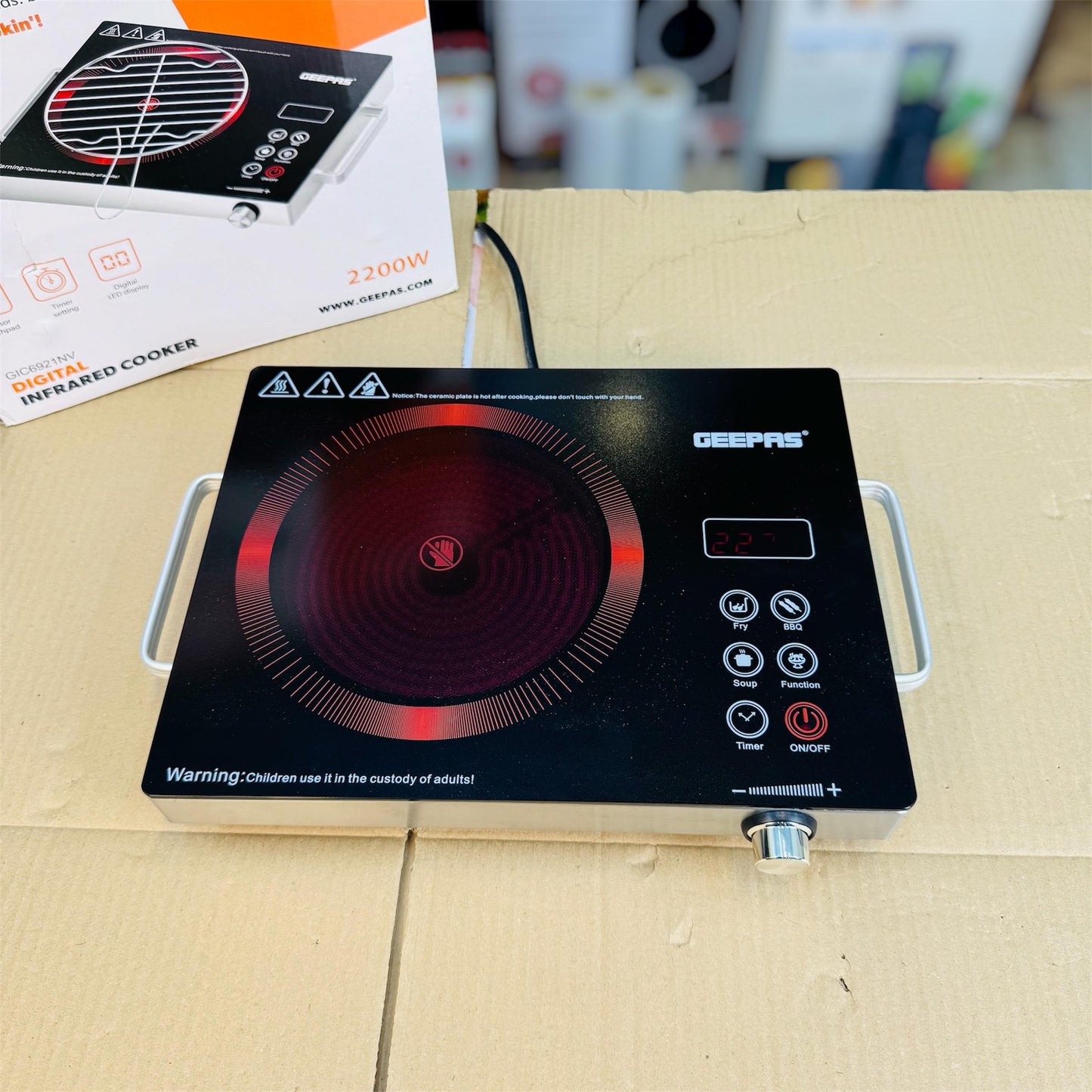 GEEPAS digital infrared hot plate Gic 6921NV